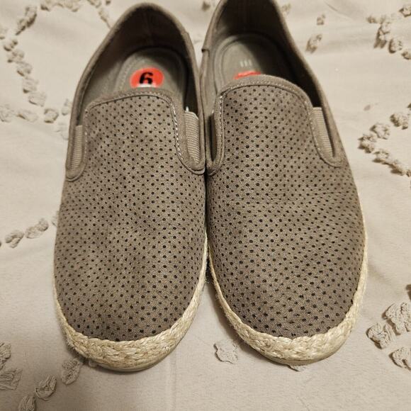 Esprit Erika Espadrille Flats US 6M Tan Perforated Faux Suede Textile Upper Shoe - Picture 1 of 5